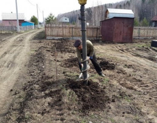 Бурение ям и отверстий в грунте - услуги бурояма и бензобура стоимость услуг и где заказать - Улан-Удэ