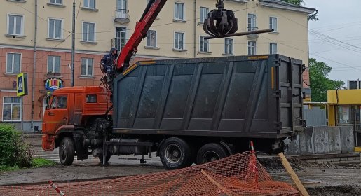 Ломовоз Услуги ломовозов от 2500 руб/час за смену взять в аренду, заказать, цены, услуги - Кяхта