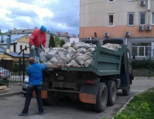 Вывоз строительного мусора (самосвалы, газели). Грузчики стоимость услуг и где заказать - Улан-Удэ
