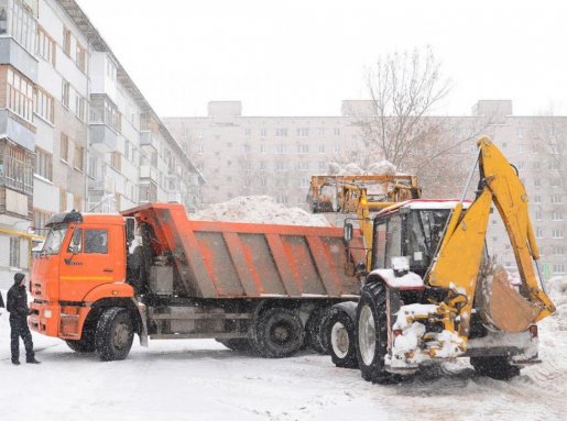 Уборка и вывоз снега спецтехникой стоимость услуг и где заказать - Улан-Удэ