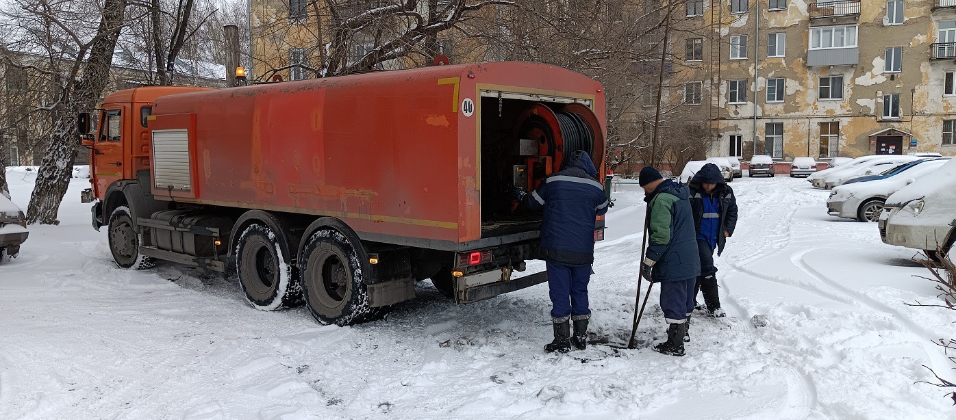 Прочистка канализации от засоров гидропромывочной машиной и специальным оборудованием в Северобайкальске
